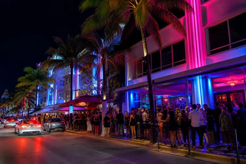 Miami éjszakai élete